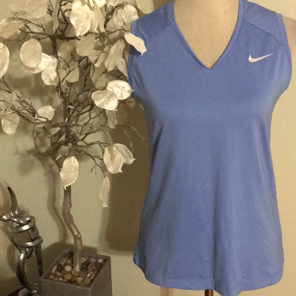 Nike Tops - NIKE TOP